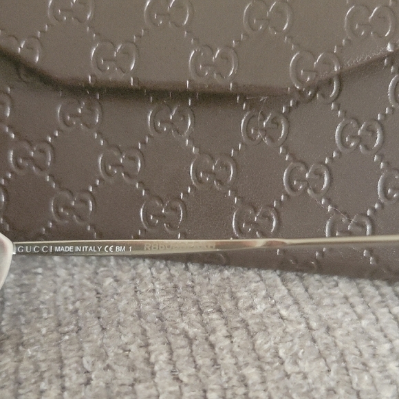 Gucci Olive Green Sunglasses - Picture 4 of 8